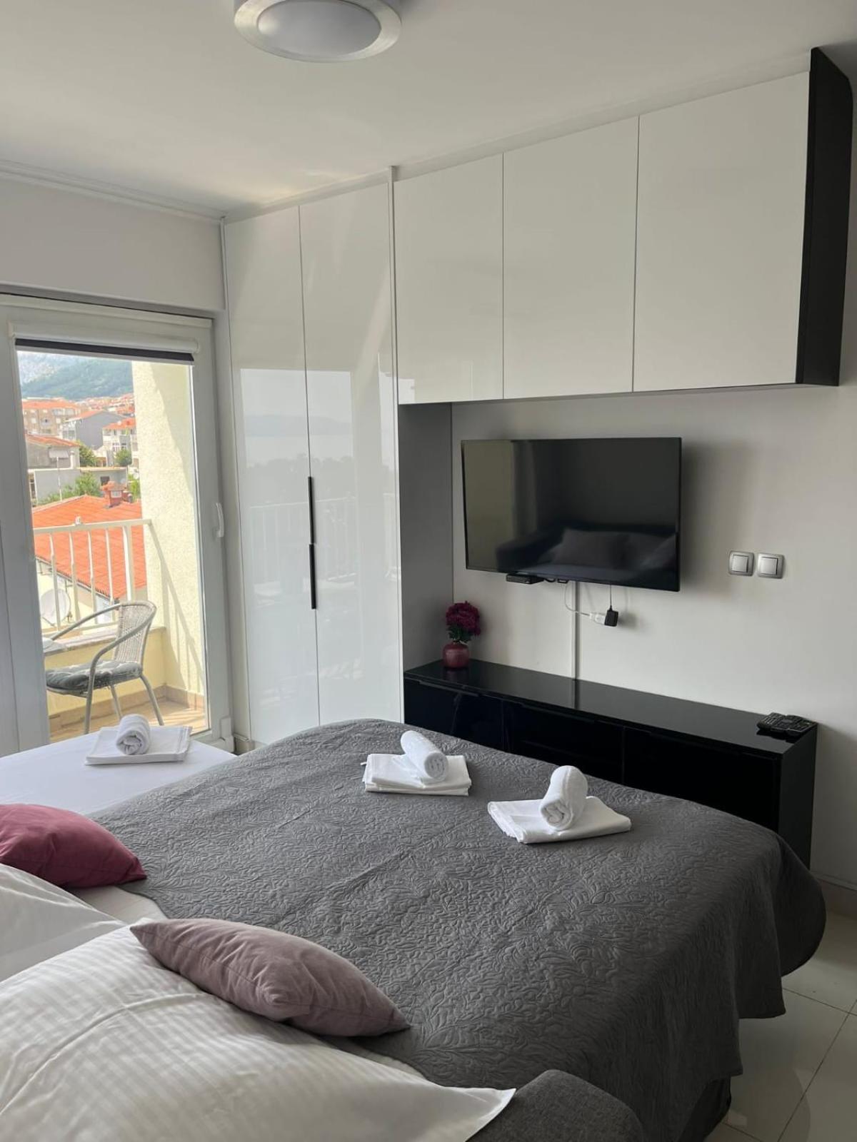 Bellissima By The Sea Makarska